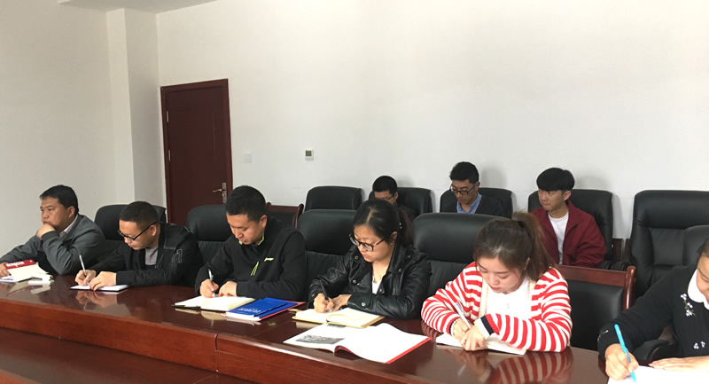 市龍江城鄉(xiāng)發(fā)展集團(tuán)專題學(xué)習(xí)近期中央、省、市紀(jì)律檢查委員會(huì)議精神