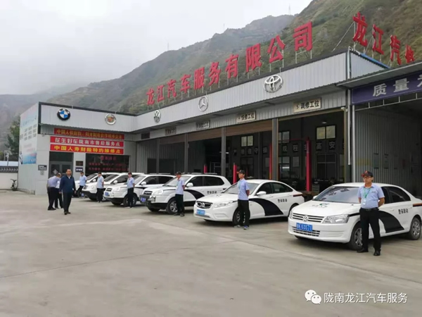 金錘鈑金，銀槍噴漆！龍江汽修值得信賴！