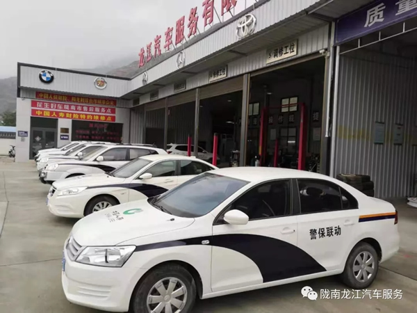 金錘鈑金，銀槍噴漆！龍江汽修值得信賴！
