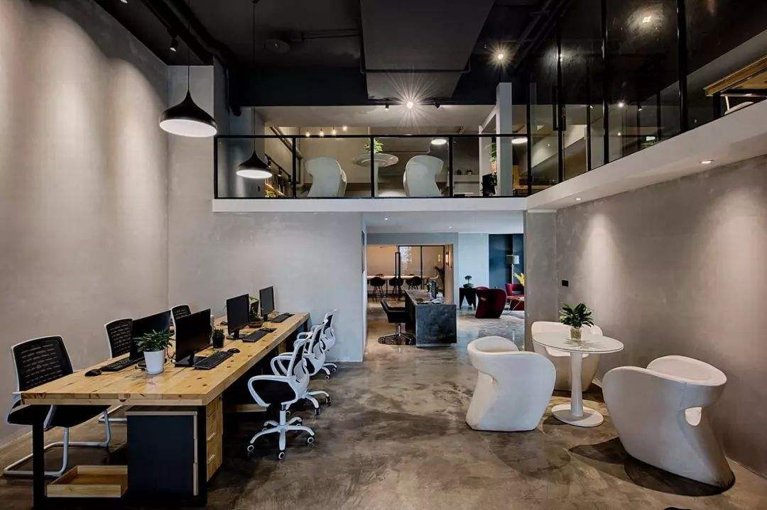 合肥辦公室裝修設計如何搭配色彩和采光